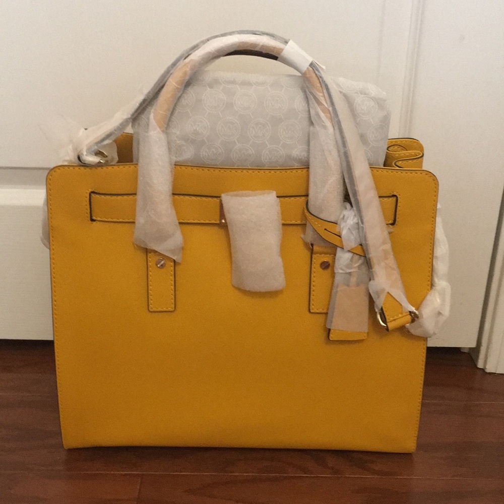 Michael Kors Hamilton LG NS Tote